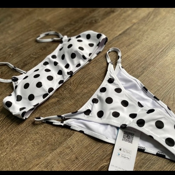 🌟 Cupshe Polka Dot Bikini set - Picture 10 of 11